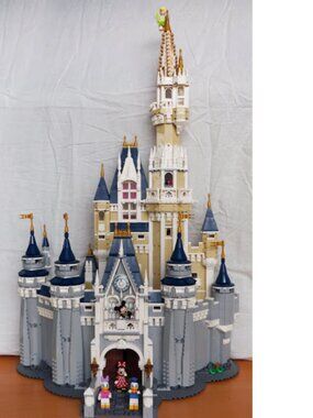 DISNEY CASTLE SET Cinderella's Castle SET Same as Lego 71040 READ DETAILS